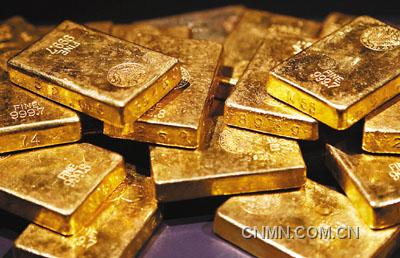 “黃金十年”全年升29.7%，黃金去年完成10連漲，高盛唱好金價可沖至1690美元。