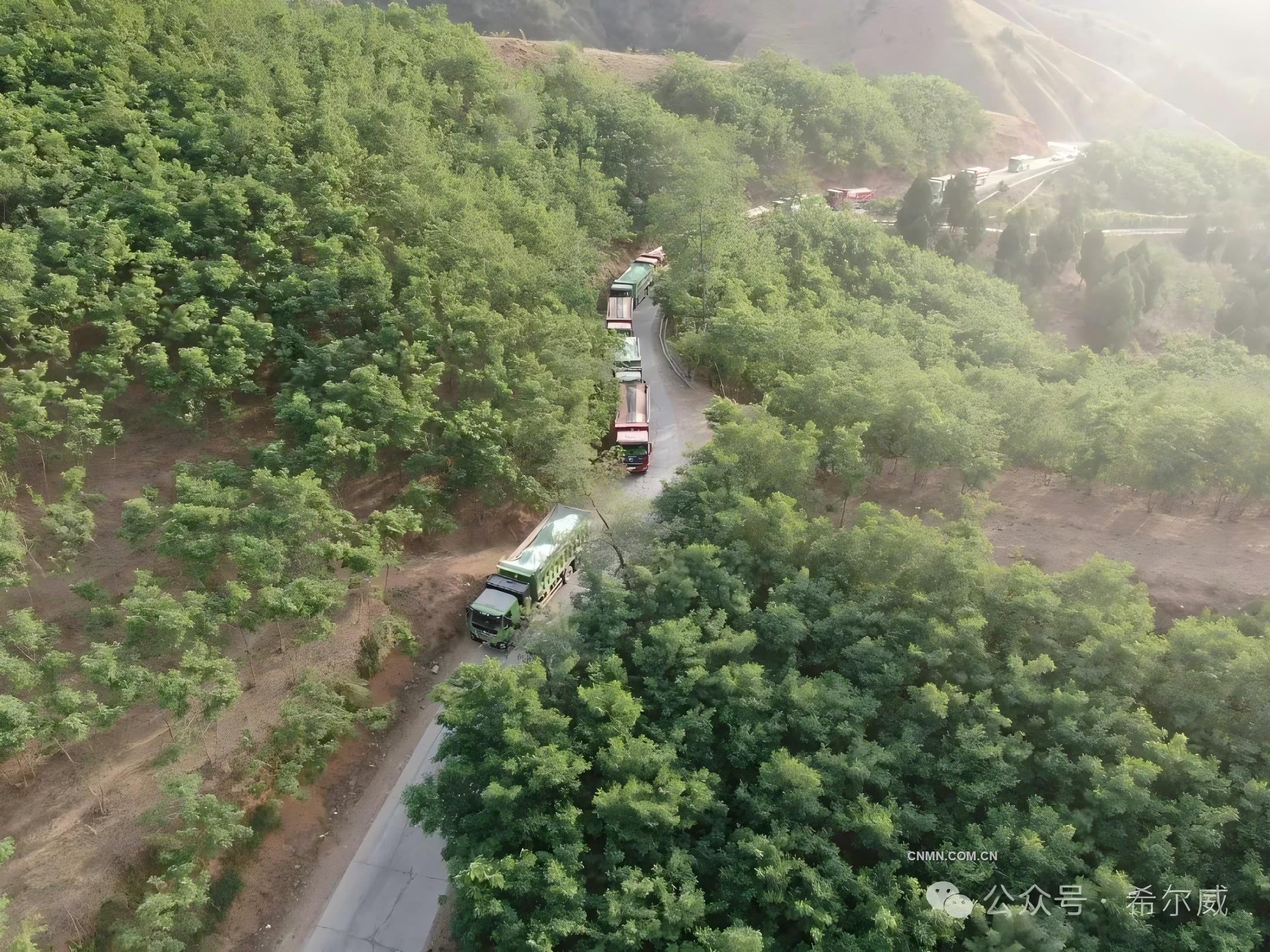 河南發(fā)恩德投運(yùn)新能源卡車 推動(dòng)礦山綠色低碳發(fā)展